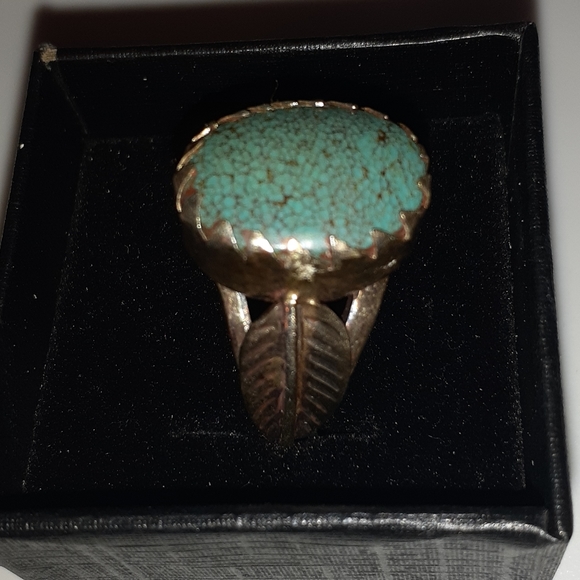 SOLD 💙 Navajo Design Feather Ring - Picture 10 of 12